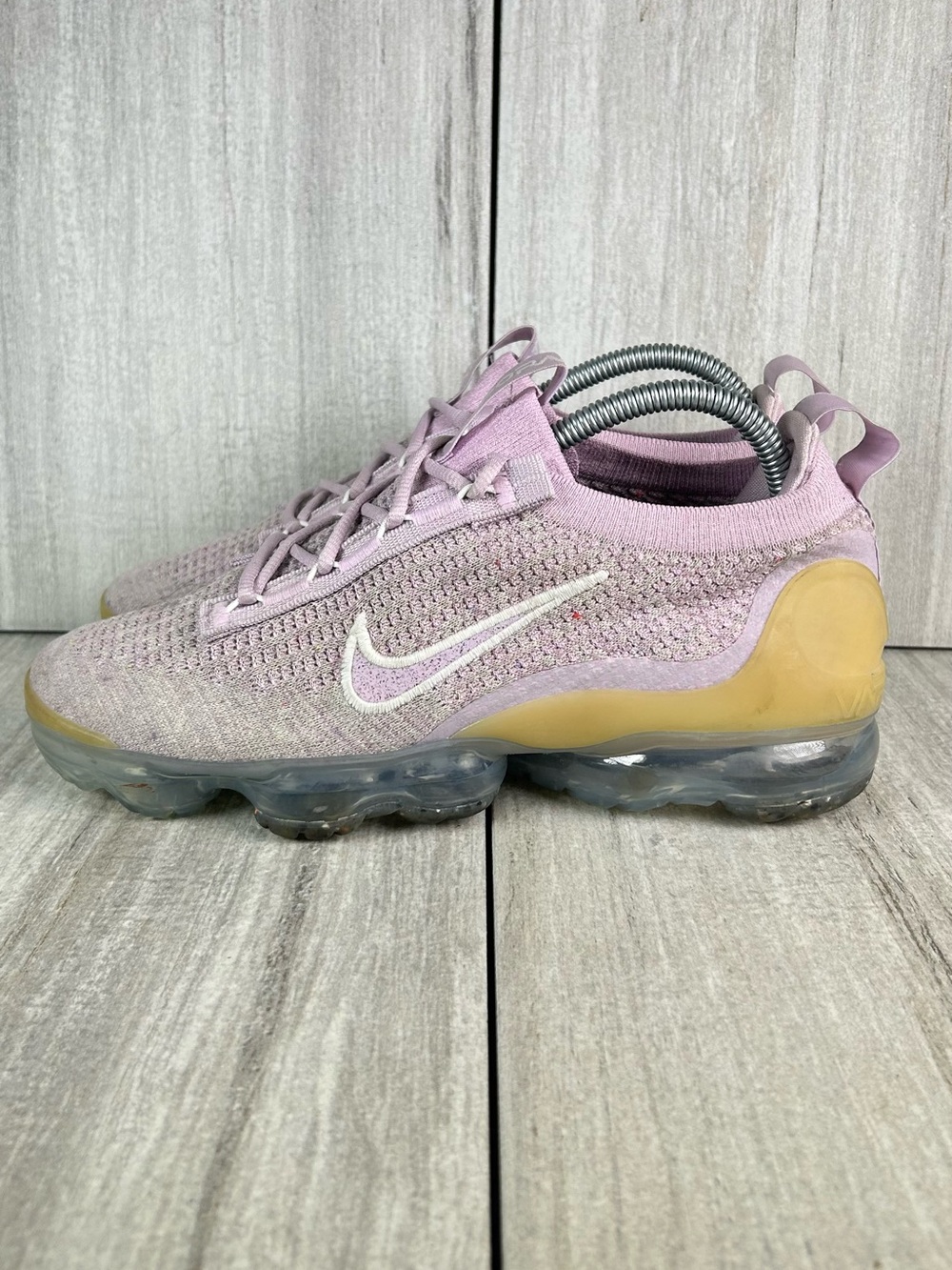 Nike VaporMax 2021 Flyknit Sneaker Light Purple Athletic Sneaker Womens Size 8.5 - Picture 4 of 11